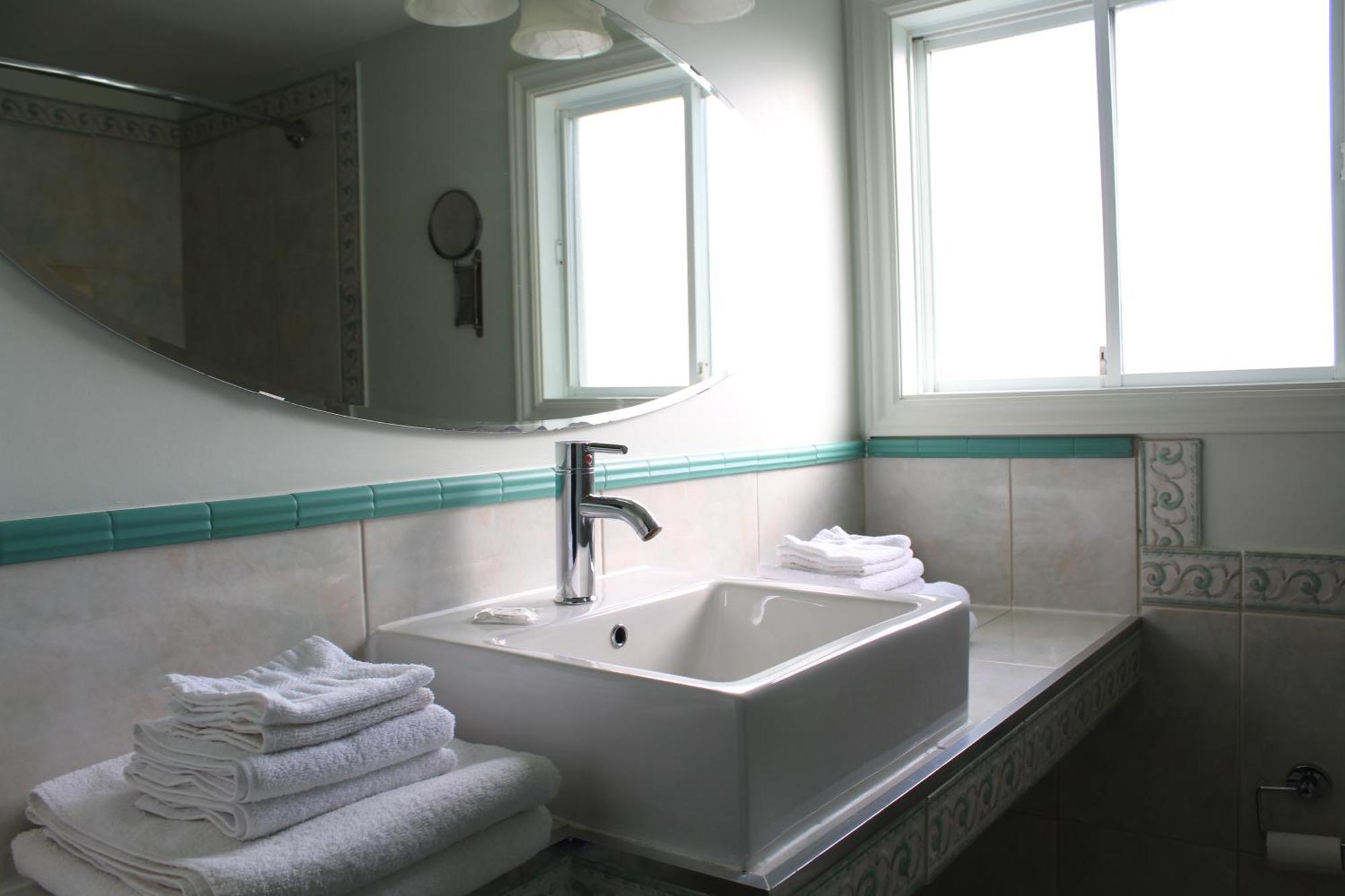 Le Marigot Hotel Vaudreuil-Dorion Kültér fotó